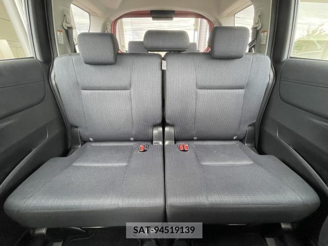 Toyota SIENTA 2016-03 252148-16