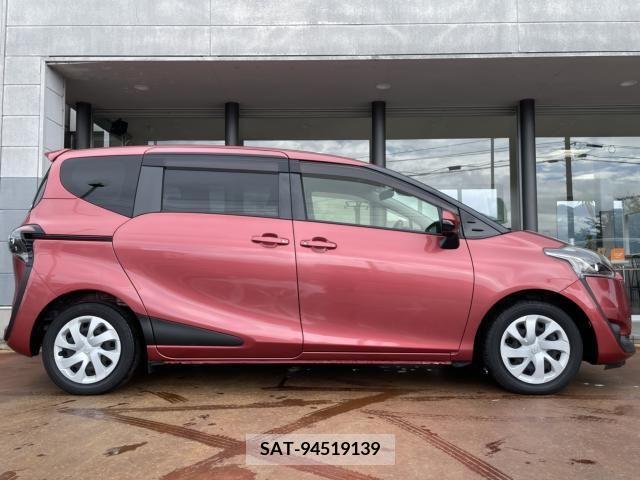 Toyota SIENTA 2016-03 252148-3
