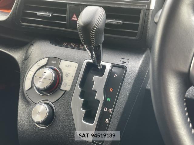 Toyota SIENTA 2016-03 252148-24