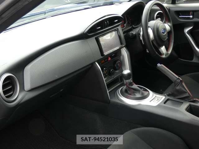 Subaru BRZ 2017-01 220913-1