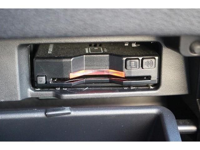 Nissan SERENA 2020-11 183957-4