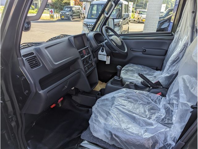 Suzuki CARRY TRUCK 2023-08 16862-1