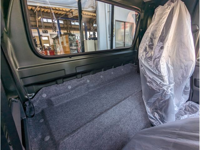 Suzuki CARRY TRUCK 2023-08 16862-12