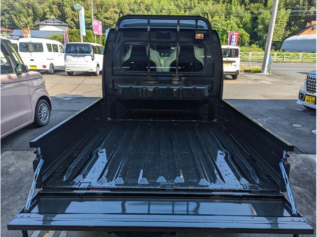 Suzuki CARRY TRUCK 2023-08 16862-11