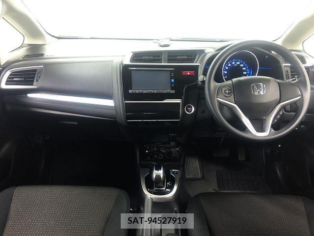 Honda FIT HYBRID 2016-01 270416-1