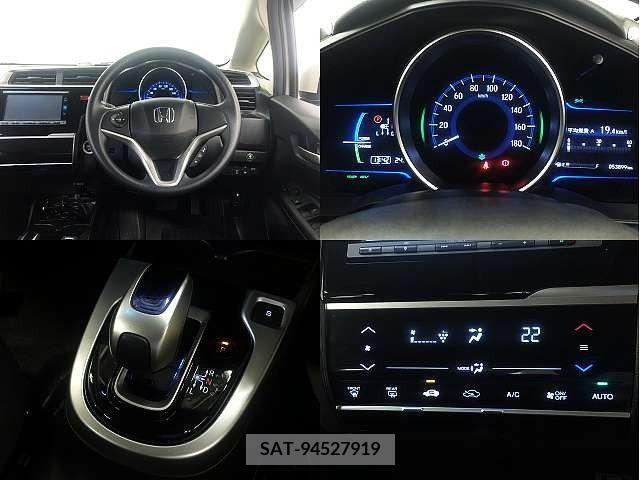 Honda FIT HYBRID 2016-01 270416-5
