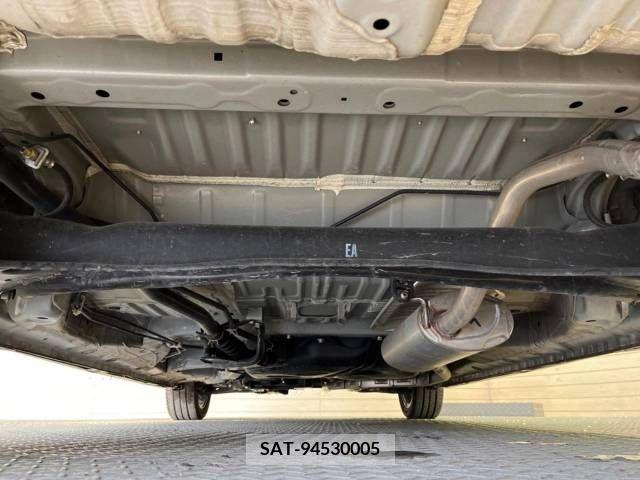 Honda N BOX CUSTOM 2023-01 307297-19