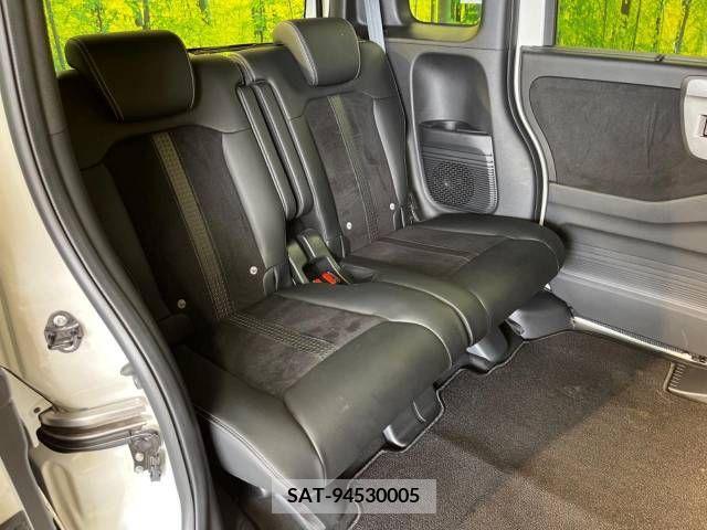 Honda N BOX CUSTOM 2023-01 307297-9