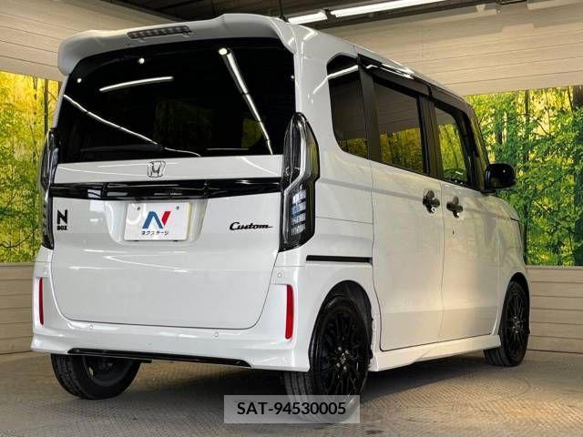 Honda N BOX CUSTOM 2023-01 307297-17