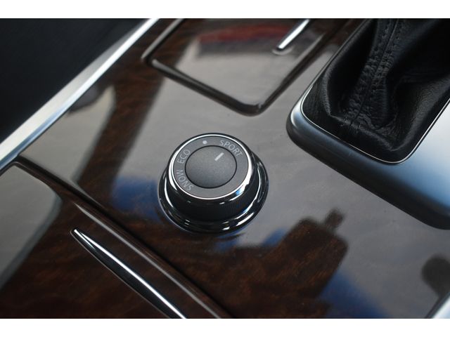 Nissan FUGA 2015-06 186271-11