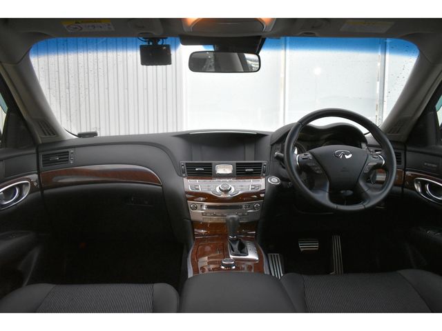 Nissan FUGA 2015-06 186271-2