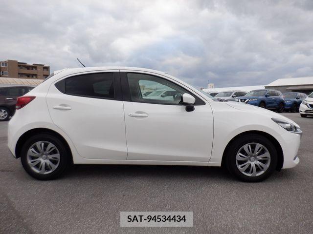 Mazda MAZDA2 2020-06 278251-4