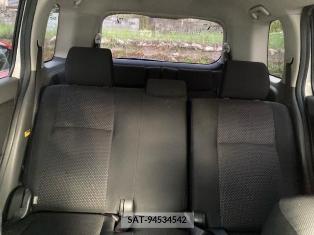 Toyota ISIS 2007-11 391474-26