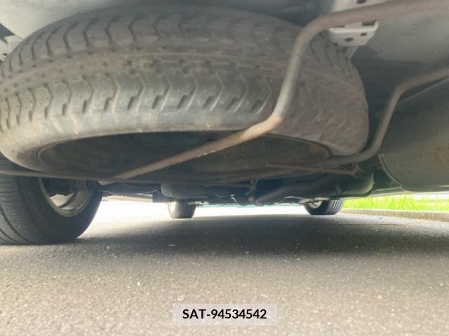 Toyota ISIS 2007-11 391474-7