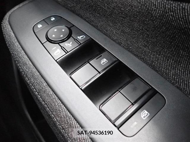Nissan AURA 2022-11 210954-19