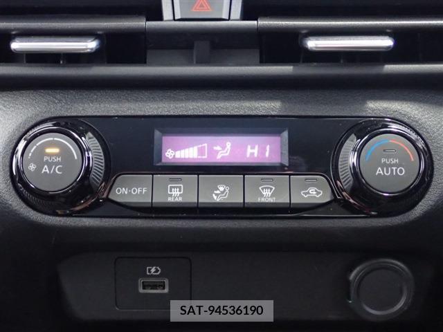 Nissan AURA 2022-11 210954-16