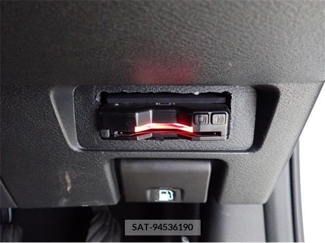 Nissan AURA 2022-11 210954-13