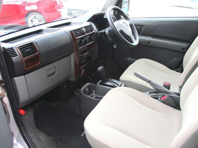 Nissan CLIPPER RIO 2008-06 22130-13