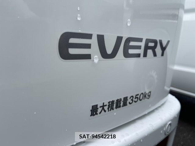 Suzuki EVERY 2020-04 301631-14