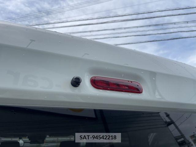 Suzuki EVERY 2020-04 301631-22