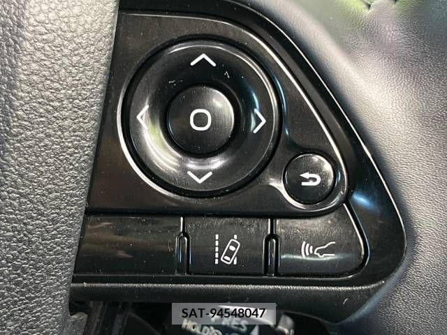 Toyota PRIUS 2020-01 331254-3