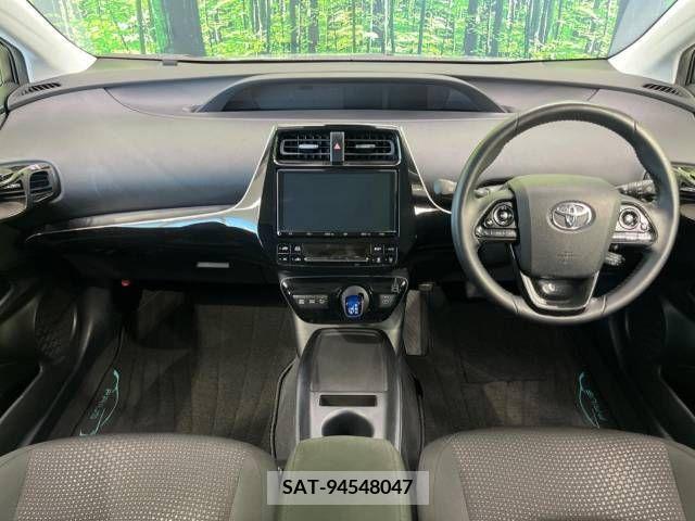 Toyota PRIUS 2020-01 331254-1