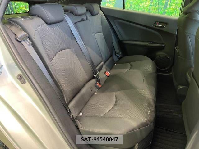 Toyota PRIUS 2020-01 331254-7
