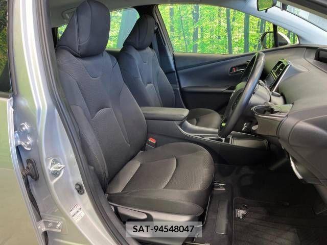 Toyota PRIUS 2020-01 331254-6