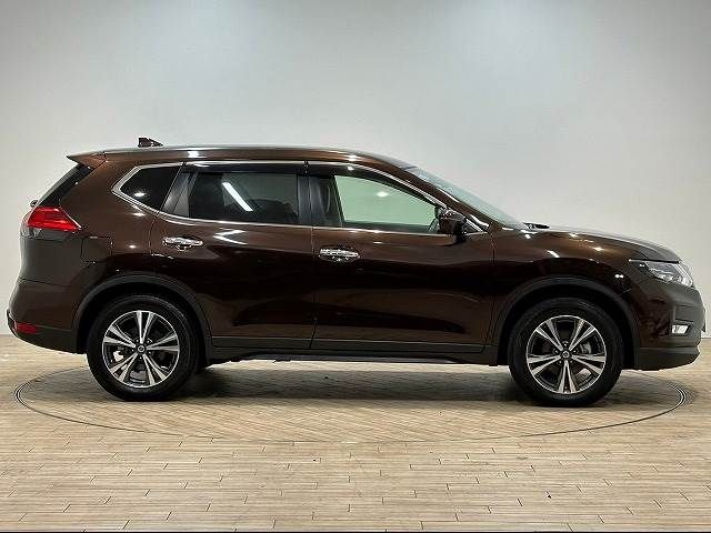 Nissan X-TRAIL 2018-01 14466-14