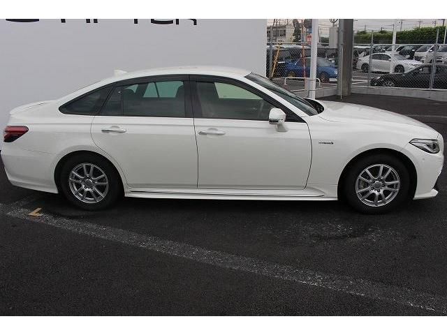 Toyota CROWN SEDAN 2019-05 5869-7