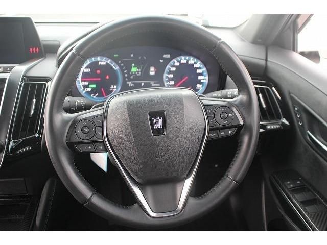Toyota CROWN SEDAN 2019-05 5869-15