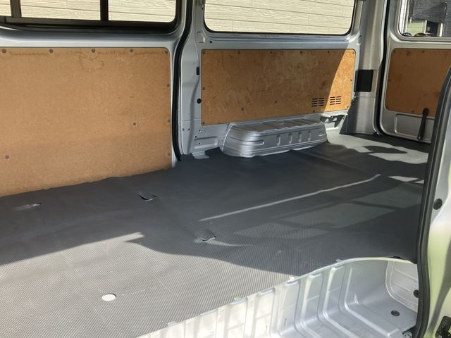Toyota HIACE VAN 2013-04 3108-21
