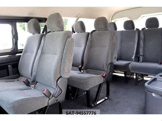 Toyota HIACE WAGON 2014-01 348979-3