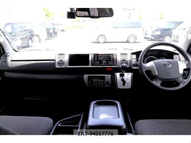 Toyota HIACE WAGON 2014-01 348979-1