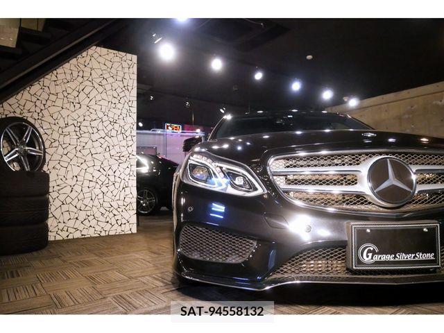 Mercedes Benz E-CLASS 2014-02 236668-19