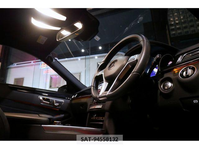 Mercedes Benz E-CLASS 2014-02 236668-12