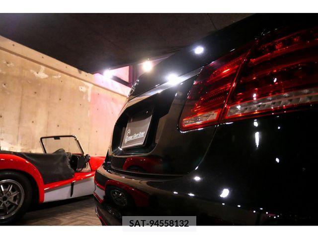 Mercedes Benz E-CLASS 2014-02 236668-7