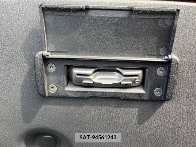 Mazda ROADSTER 2015-08 283414-6