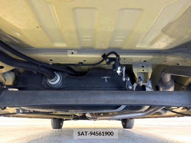 Suzuki SPACIA 2020-03 373766-19