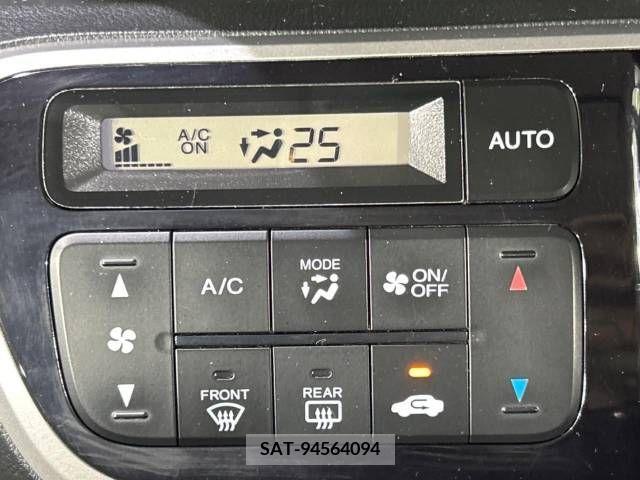 Honda N BOX CUSTOM 2013-06 328949-6