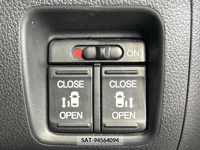 Honda N BOX CUSTOM 2013-06 328949-2