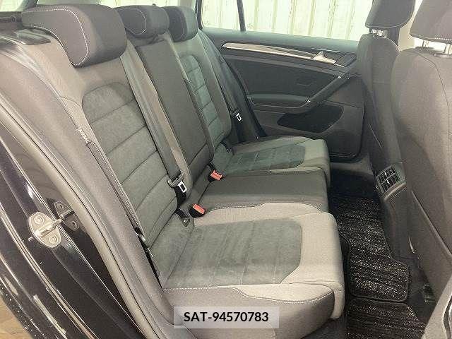 VolksWagen GOLF VARIANT 2017-06 224268-9