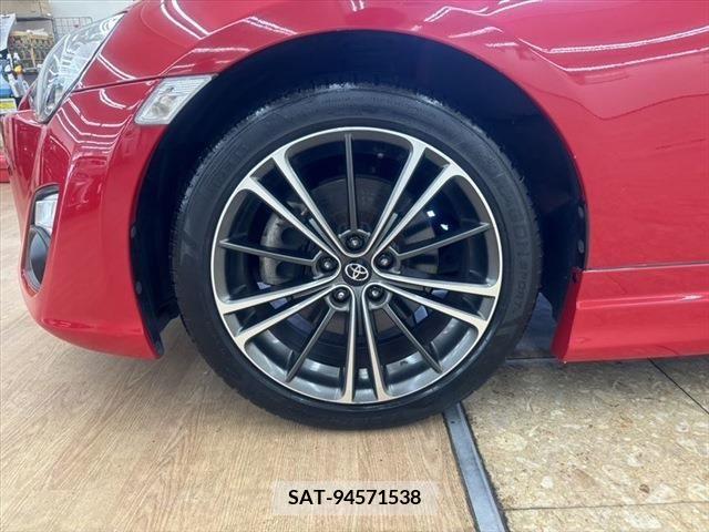 Toyota 86 2014-02 382471-14