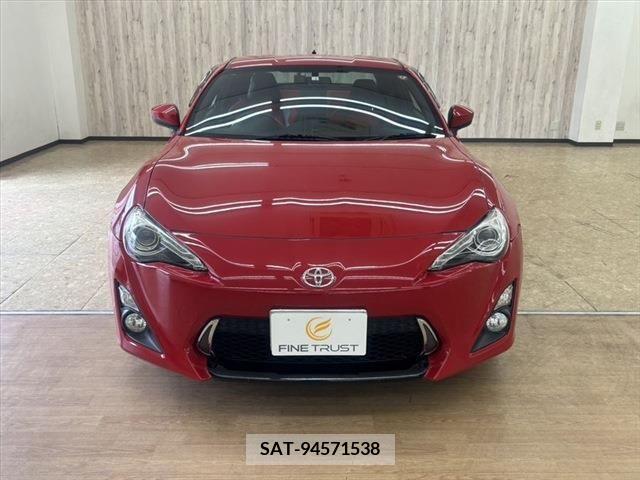 Toyota 86 2014-02 382471-1