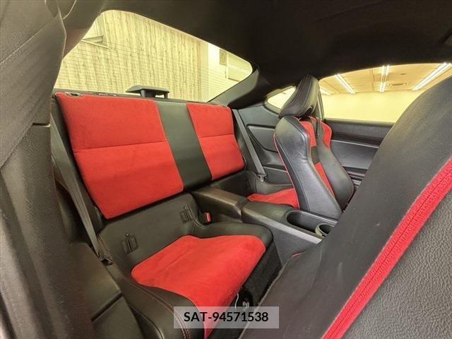 Toyota 86 2014-02 382471-21