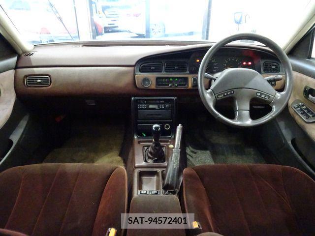 Nissan LAUREL 1990-06 237108-7