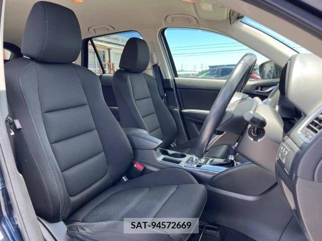 Mazda CX-5 2016-07 358611-11