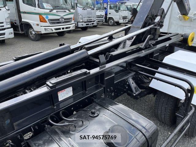 Hino RANGER 2011-02 201360-7