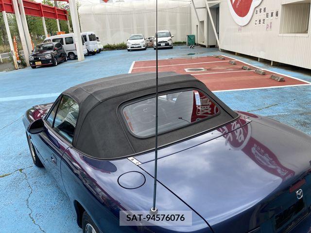 Mazda ROADSTER 2003-04 283407-26