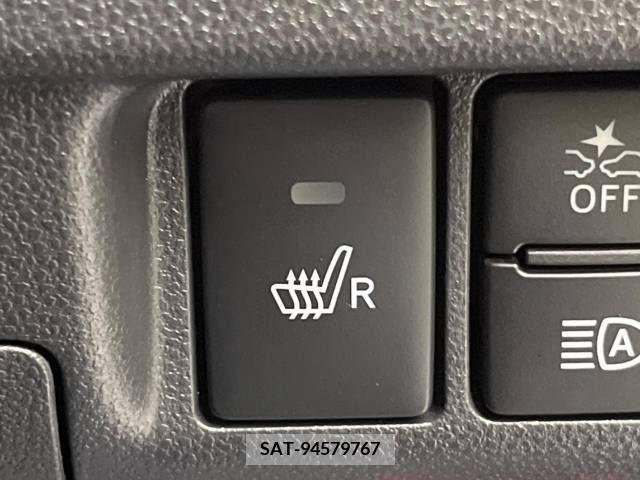 Daihatsu MOVE CUSTOM 2018-06 228790-6